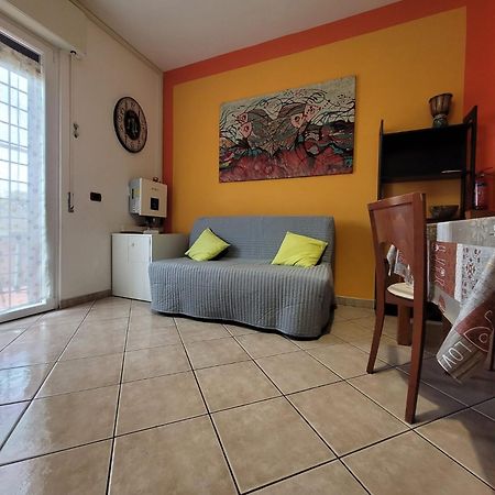 Villa Rimini - Seaview & Roman Holidays Apartments - Garden&Beach 300Mt อันซีโอ ภายนอก รูปภาพ