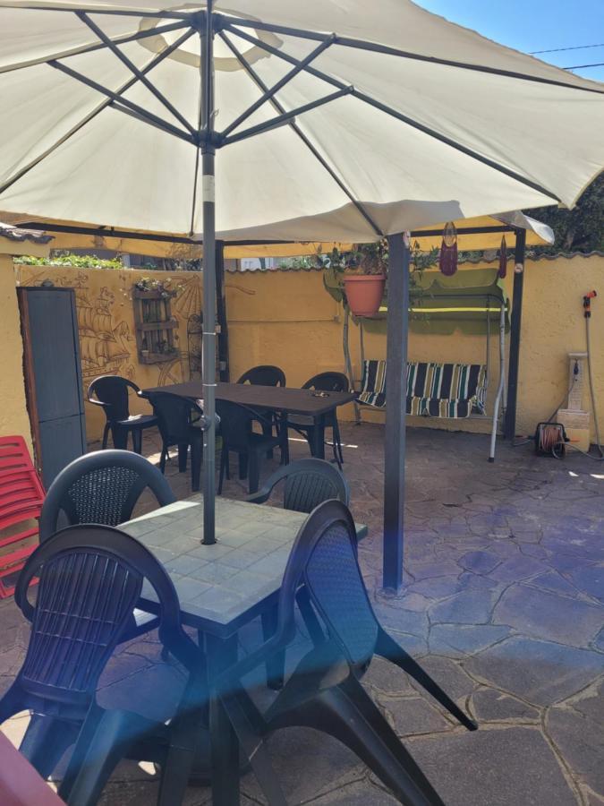 Villa Rimini - Seaview & Roman Holidays Apartments - Garden&Beach 300Mt อันซีโอ ภายนอก รูปภาพ