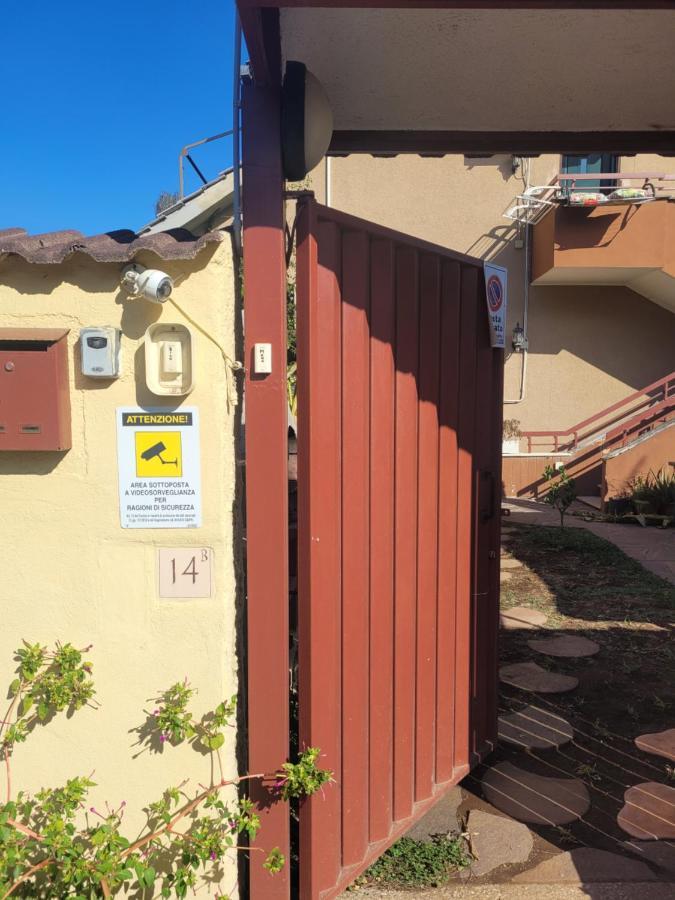 Villa Rimini - Seaview & Roman Holidays Apartments - Garden&Beach 300Mt อันซีโอ ภายนอก รูปภาพ