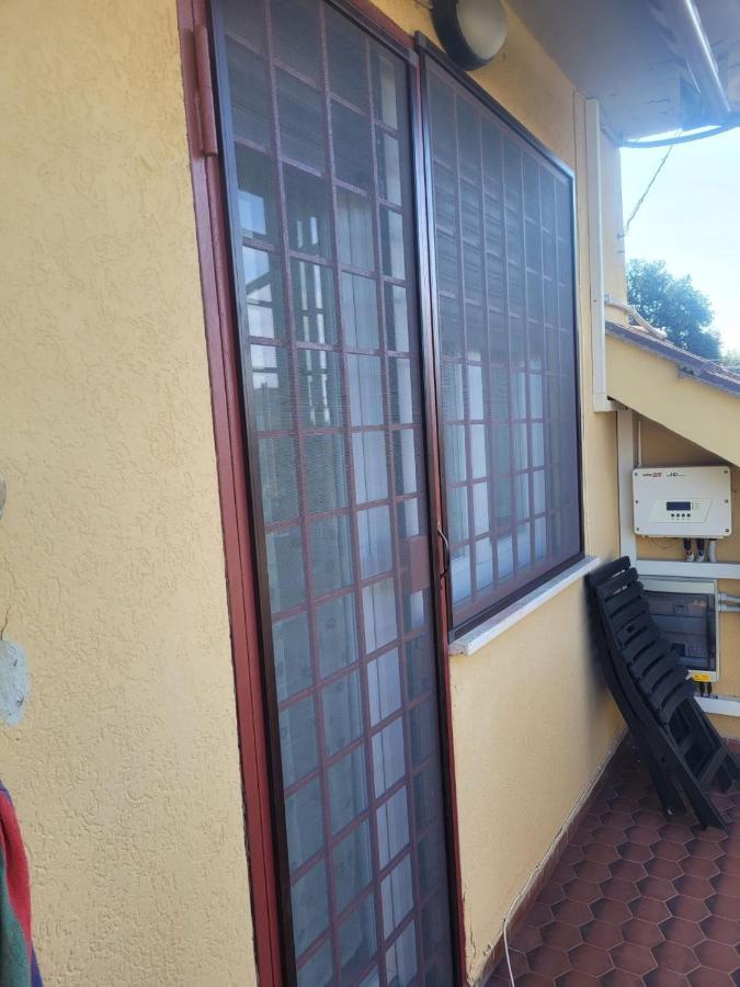 Villa Rimini - Seaview & Roman Holidays Apartments - Garden&Beach 300Mt อันซีโอ ภายนอก รูปภาพ