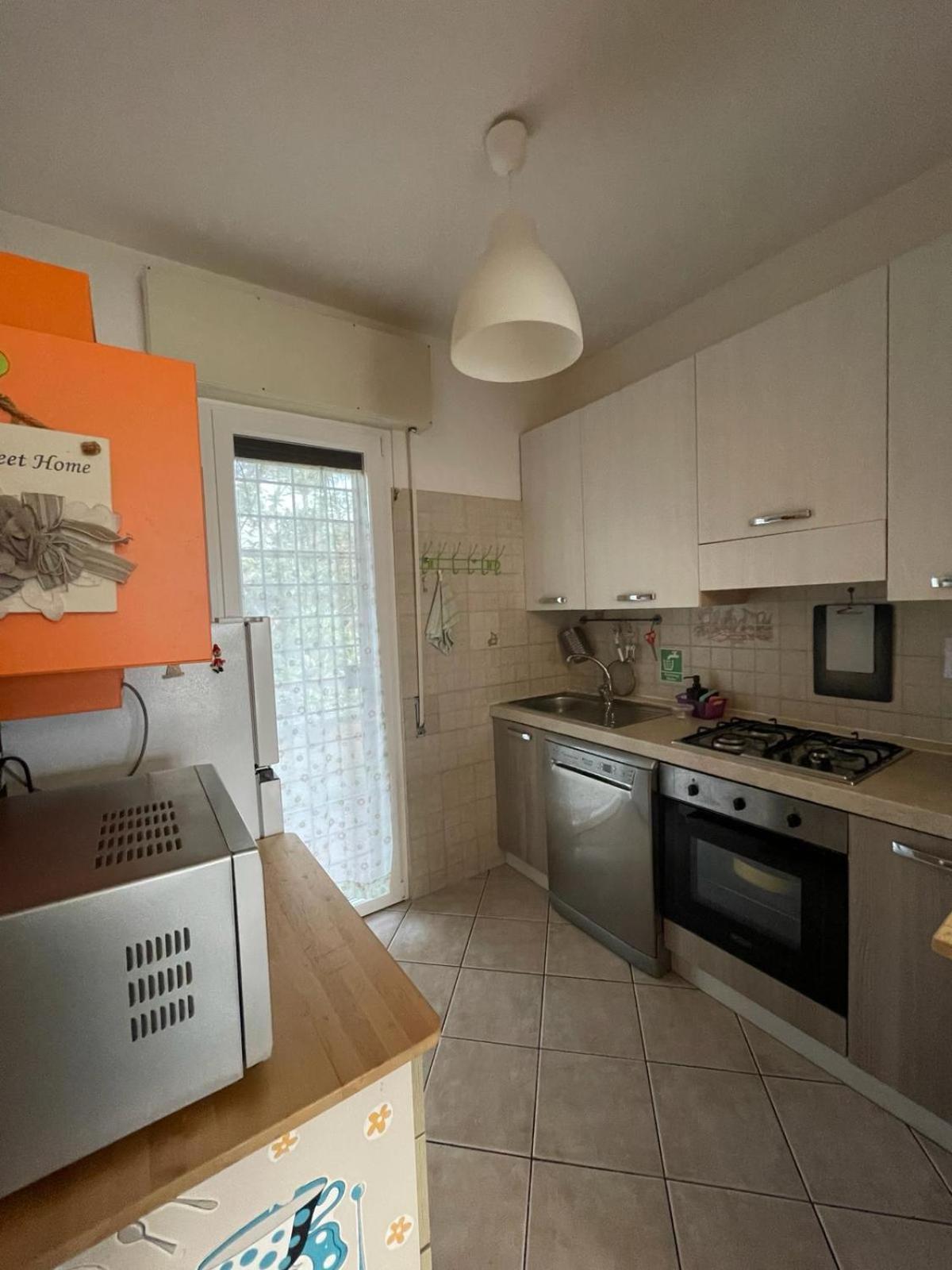 Villa Rimini - Seaview & Roman Holidays Apartments - Garden&Beach 300Mt อันซีโอ ภายนอก รูปภาพ