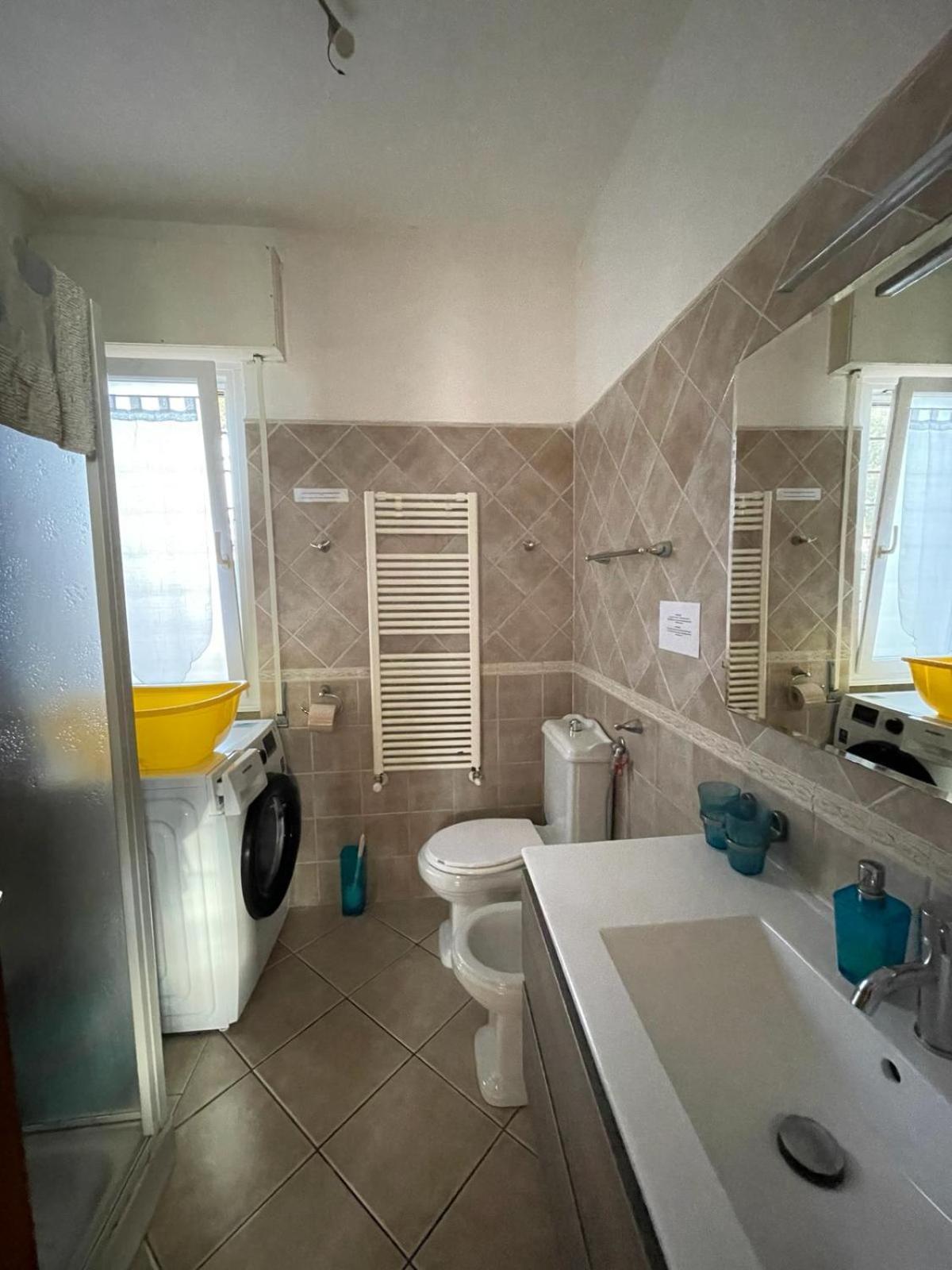 Villa Rimini - Seaview & Roman Holidays Apartments - Garden&Beach 300Mt อันซีโอ ภายนอก รูปภาพ