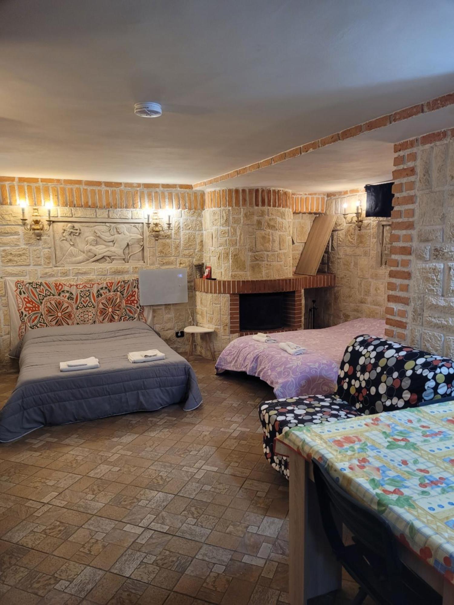 Villa Rimini - Seaview & Roman Holidays Apartments - Garden&Beach 300Mt อันซีโอ ภายนอก รูปภาพ
